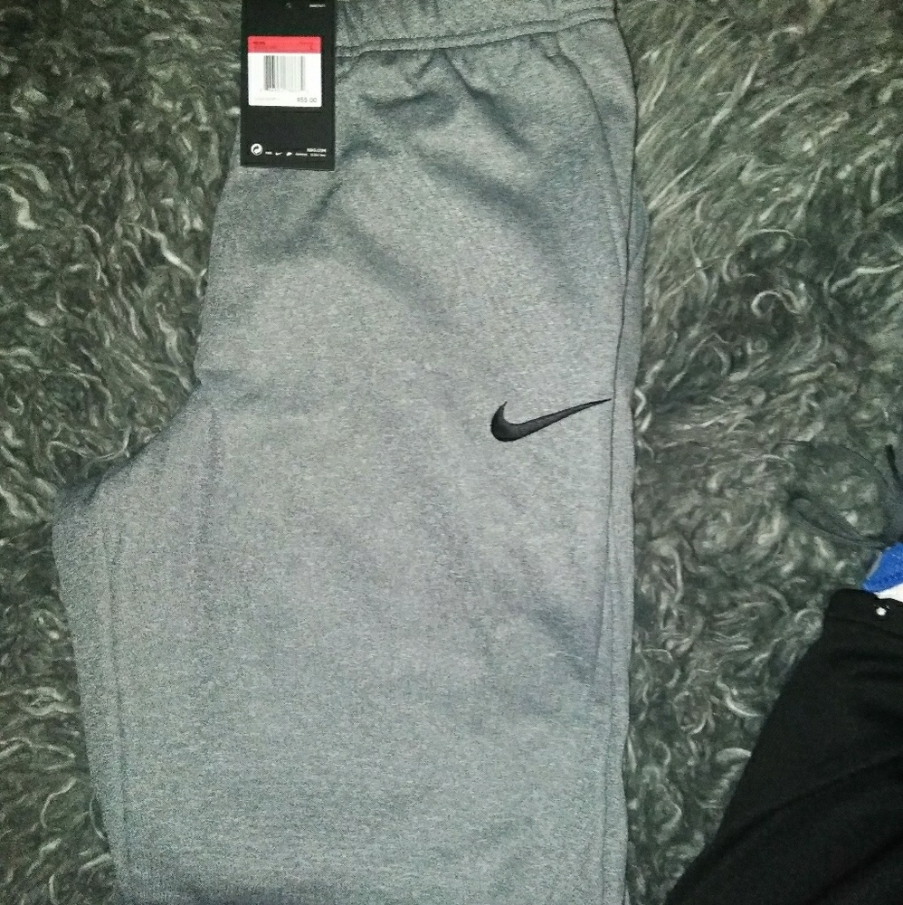 Nike Therma Pants